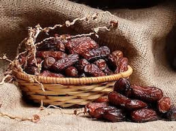 تصویر 3 از فروش خرما پیارم + قیمت خرید به صرفه